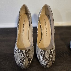 Faux snakeskin womens pumps